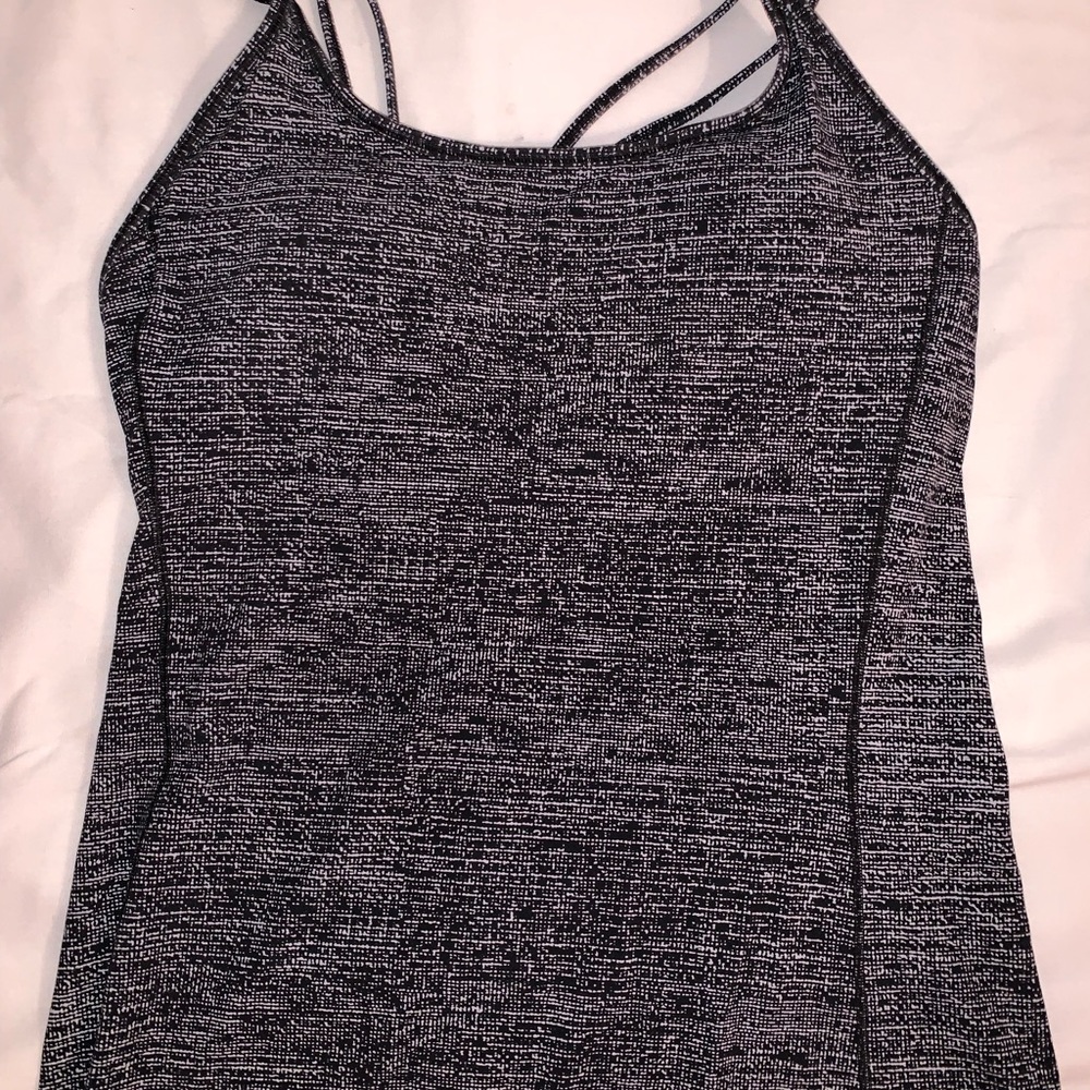 Lululemon Free to Be tank. Size 10